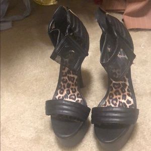 Bebe pplatform heels